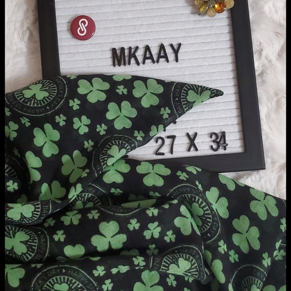 ST. PATRICK'S DAY shamrock clover black and green infinity scarf Irish seasonal - Picture 3 of 4